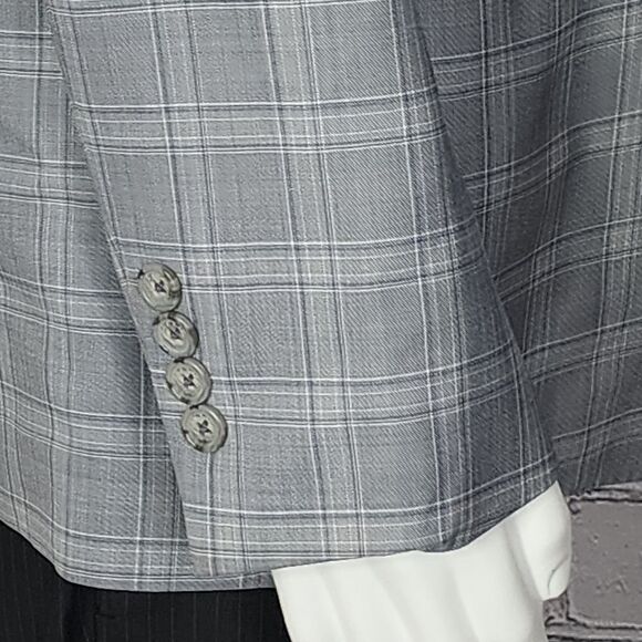 John W Nordstrom Grey Wool/Silk Windowpane Plaid Sports Coat, Mens 44L - Picture 3 of 12